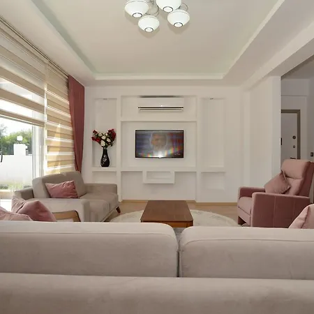 Villa Tala 14 *